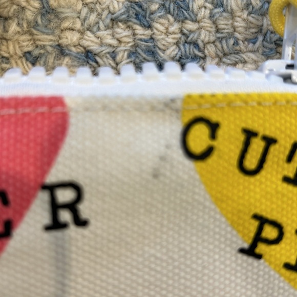 Kerri Rosenthal heart canvas pouch - Picture 10 of 10